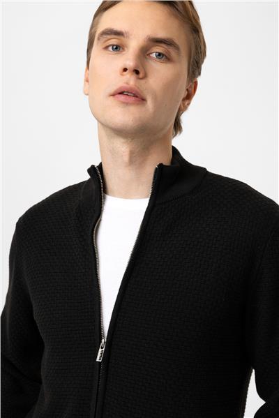 Siyah Regular Fit Desenli Dik Yaka Fermuarlı Triko Hırka