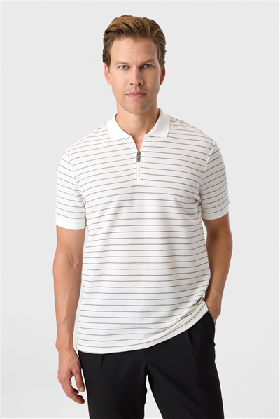Regular Fit Fermuarlı Polo Yaka Tişört