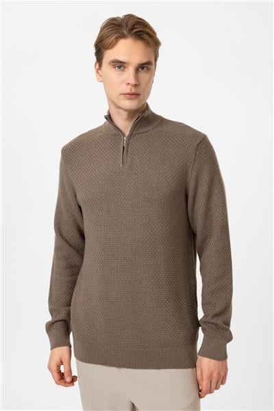 Vizon Regular Fit Desenli Dik Yaka Yarım Fermuarlı Triko Kazak