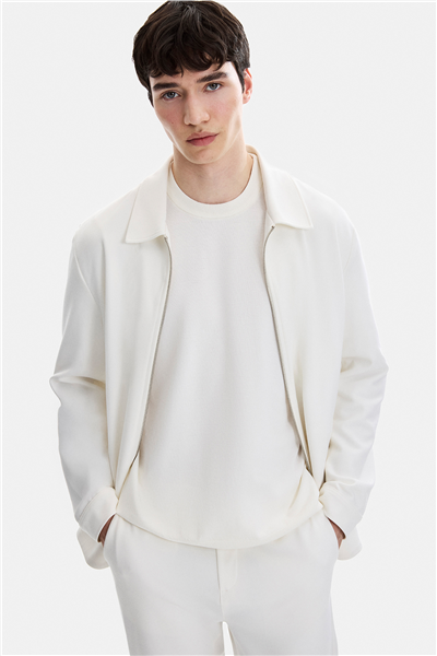 Ekru Regular Fit Jakarlı Diagonel Mont