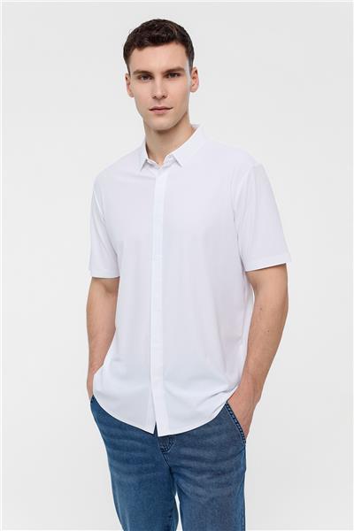 Beyaz Regular Fit Kısa Kollu Gömlek