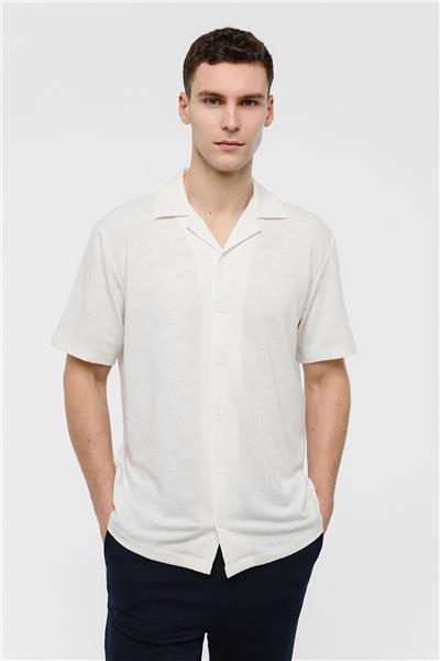 Beyaz Relaxed Fit Küba Yaka Kısa Kollu Gömlek