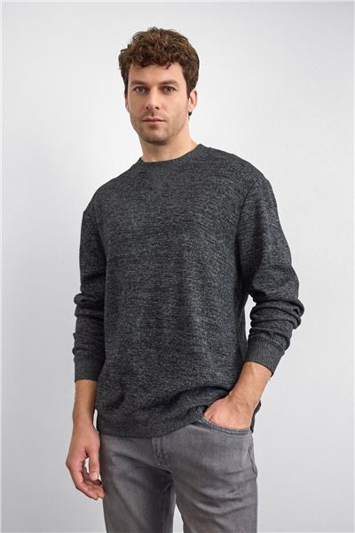 Siyah Regular Fit Bisiklet Yaka Sweatshirt
