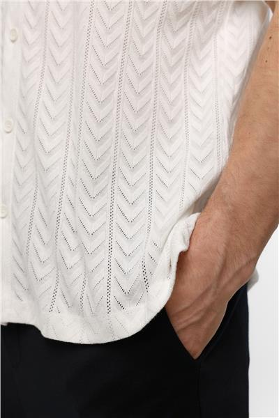 Beyaz Regular Fit %100 Pamuk Kısa Kollu Gömlek