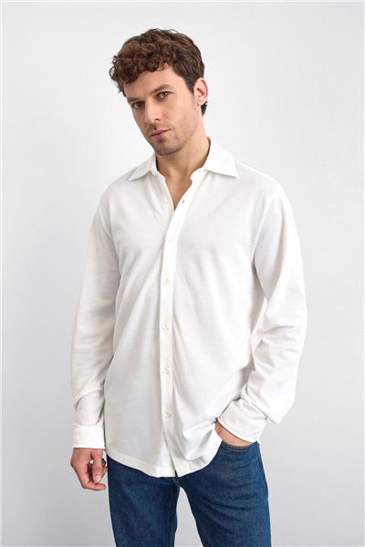 Beyaz Regular Fit Örme Gömlek