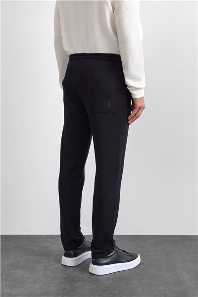 Siyah Regular Fit Örme Jogger Pantolon