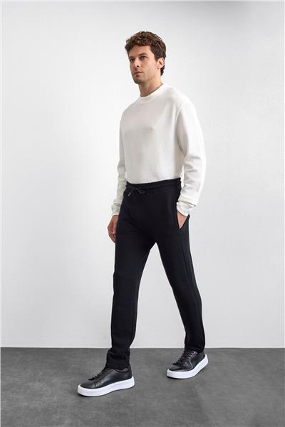 Siyah Regular Fit Örme Jogger Pantolon
