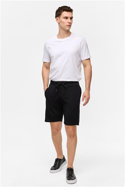 Siyah Regular Fit Şort