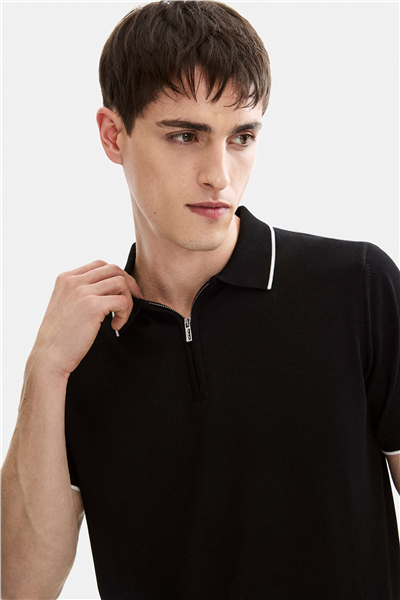 Siyah Fermuarlı Polo Yaka Regular Fit Örme Triko