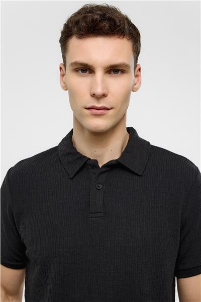 Siyah Regular Fit Polo Yaka Tişört