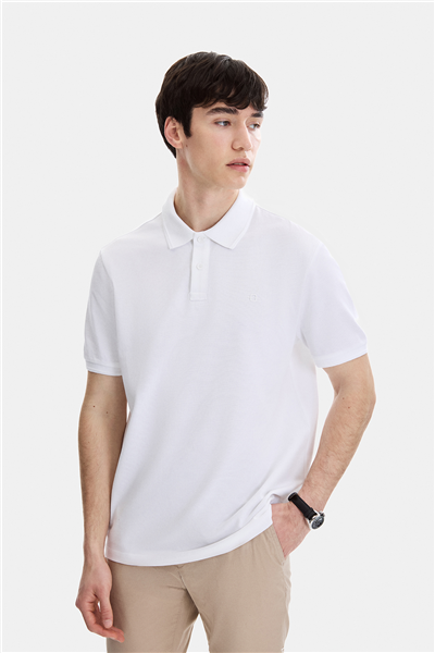 Beyaz Regular Fit Örme Polo Yaka Tişört