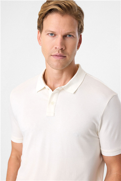 Beyaz Regular Fit Polo Yaka Tişört