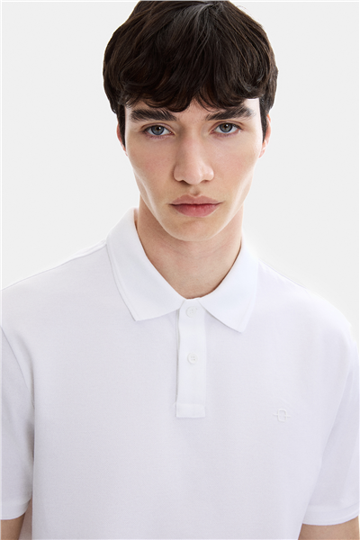 Beyaz Regular Fit Örme Polo Yaka Tişört