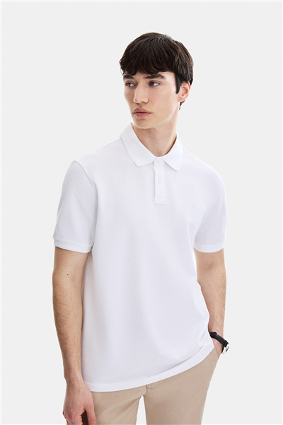 Beyaz Regular Fit Örme Polo Yaka Tişört