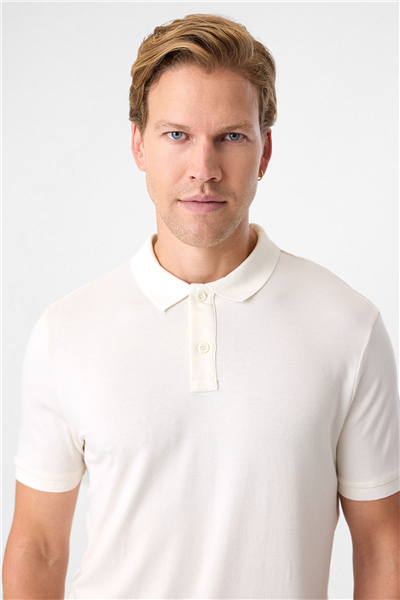 Beyaz Regular Fit Polo Yaka Tişört