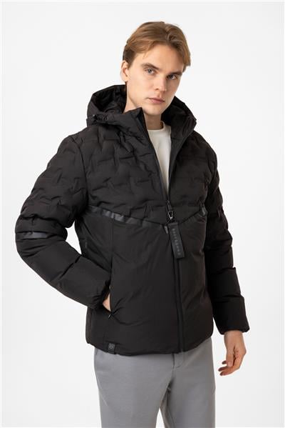 Siyah Regular Fit Kapüşonlu Puffer Mont