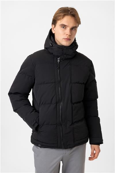 Siyah Regular Fit Kapüşonlu Puffer Mont