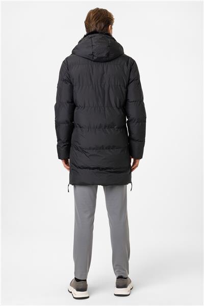 Siyah Regular Fit Kürklü Yaka Kapüşonlu Puffer Uzun Şişme Mont