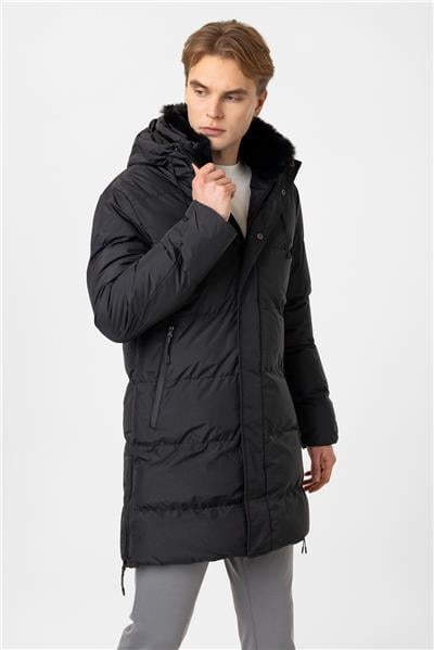 Siyah Regular Fit Kürklü Yaka Kapüşonlu Puffer Uzun Şişme Mont