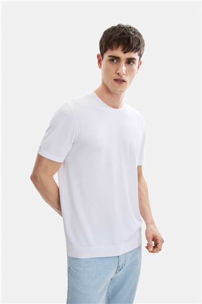 Beyaz Regular Fit Örme Triko