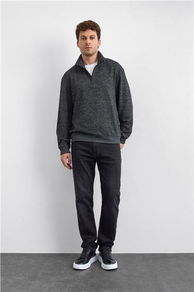 Siyah Regular Fit Dik Yaka Yarım Fermuarlı Sweatshirt