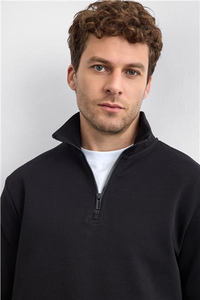 Siyah Regular Fit Dik Yaka Yarım Fermuarlı Sweatshirt