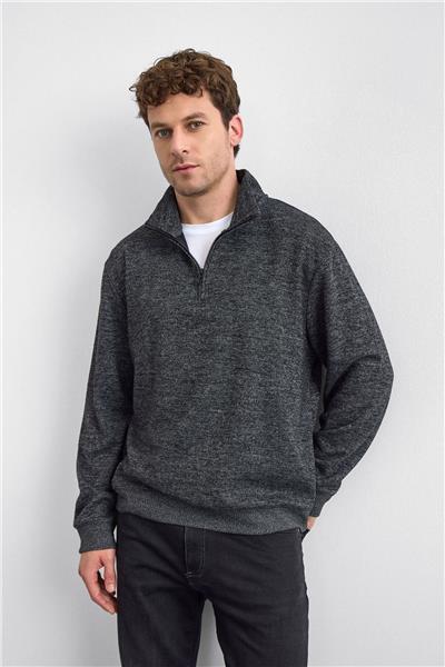 Siyah Regular Fit Dik Yaka Yarım Fermuarlı Sweatshirt