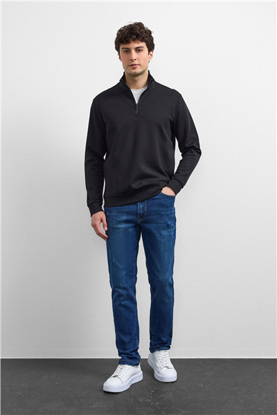 Siyah Regular Fit Yarım Fermuarlı Sweatshirt