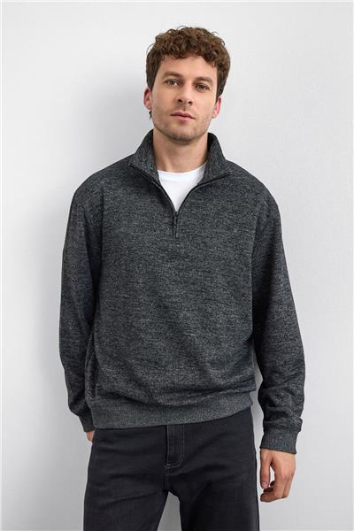 Siyah Regular Fit Dik Yaka Yarım Fermuarlı Sweatshirt