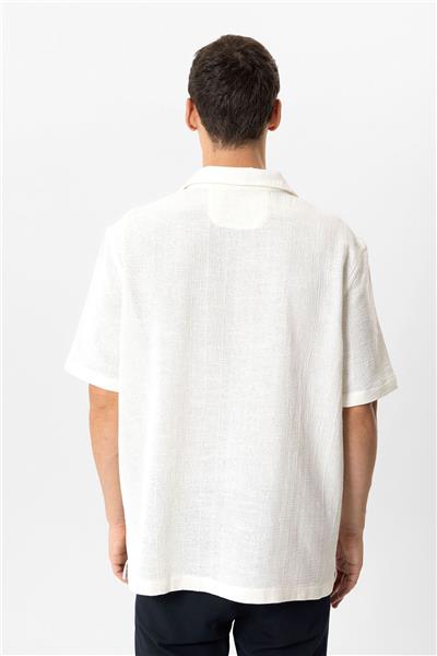 Beyaz Relaxed Fit Küba Yaka Kısa Kollu Gömlek