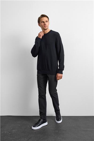 Siyah Regular Fit Bısıklet Yaka Triko Kazak