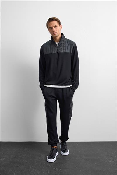 Siyah Regular Fit Dik Yaka Fermuarlı Sweatshirt