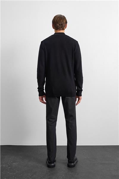 Siyah Regular Fit Dik Yaka Triko Kazak