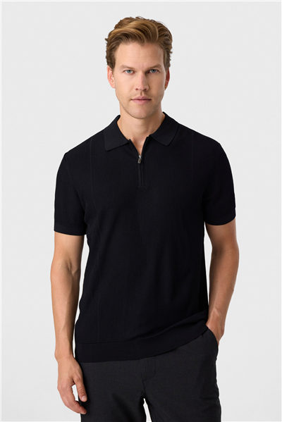 Siyah Regular Fit Fermuarlı Triko Tişört