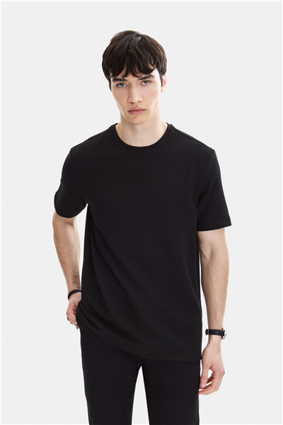 Siyah Regular Fit Örme Bisiklet Yaka Tişört