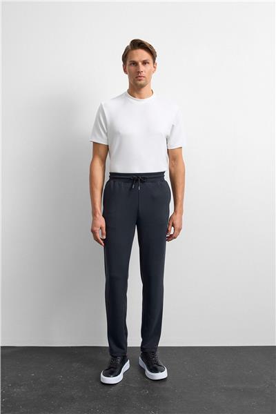 Siyah Regular Fit Örme Jogger Pantolon
