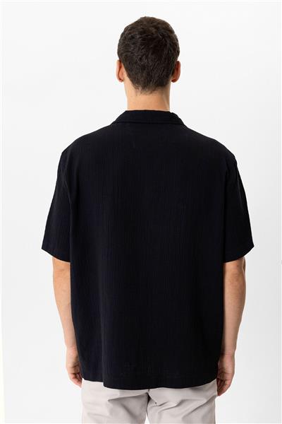 Siyah Relaxed Fit Küba Yaka Kısa Kollu Gömlek