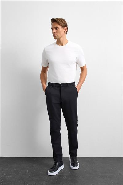 Siyah Slim Fit Örme Jogger Pantolon