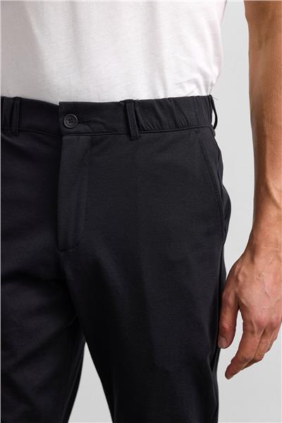 Siyah Slim Fit Örme Jogger Pantolon