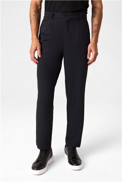 Siyah Slim Fit Örme Jogger Pantolon