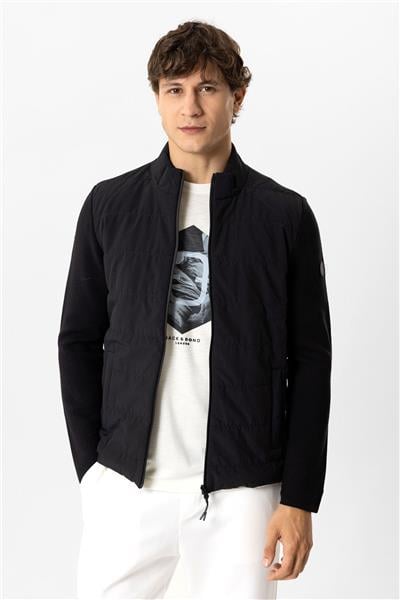 Siyah Regular Fit Dik Yaka Fermuarlı Triko Mont