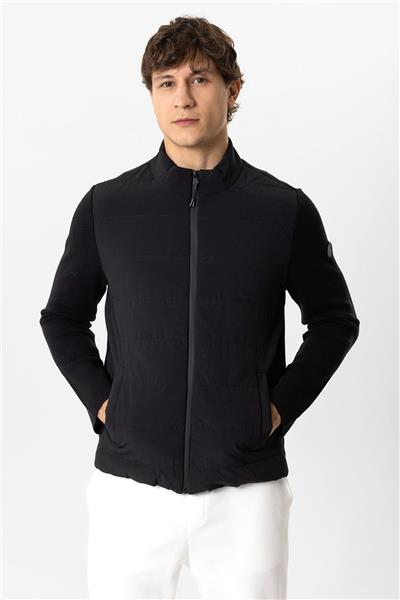 Siyah Regular Fit Dik Yaka Fermuarlı Triko Mont
