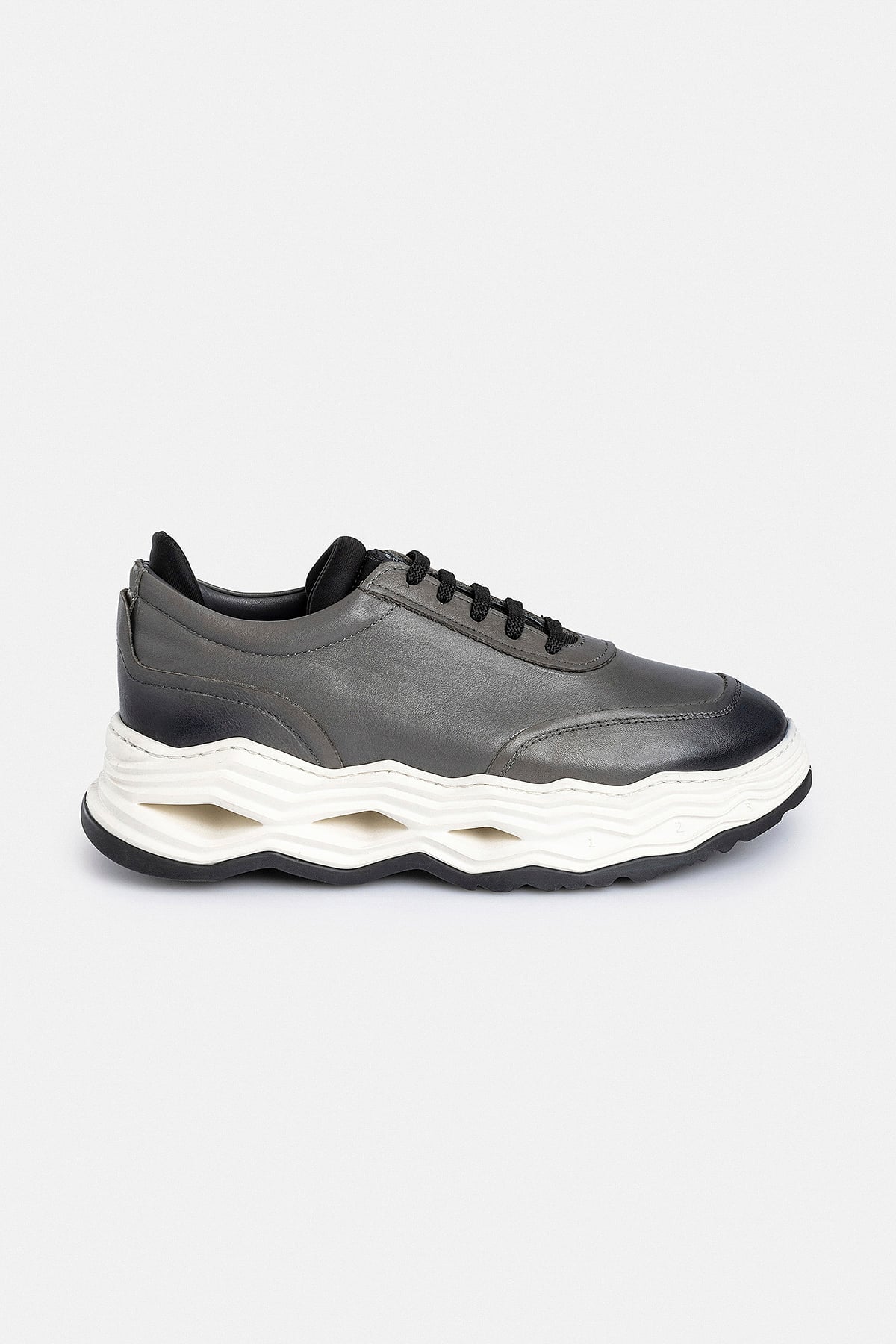 %100 Deri Esnek Tabanlı Gri Erkek Sneaker Ayakkabı