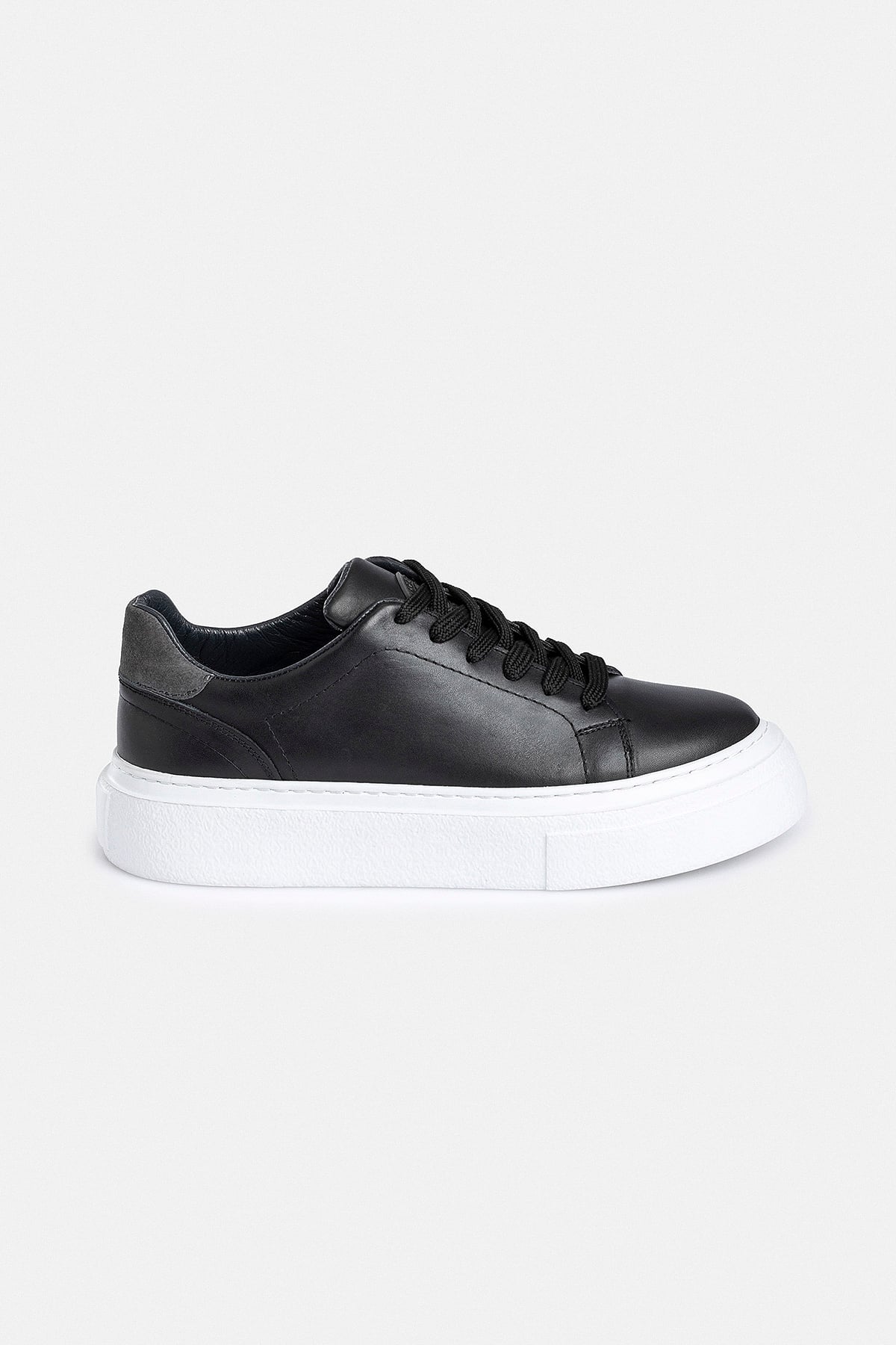%100 Deri Termo Taban Siyah-Beyaz Erkek Sneaker Ayakkabı