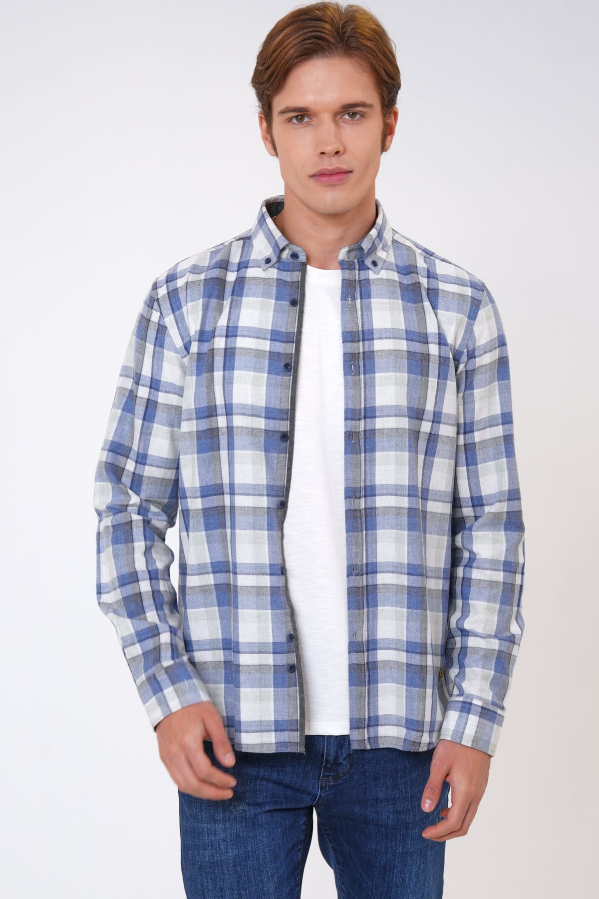 DÜĞMELİ YAKA DOKUMA GÖMLEK