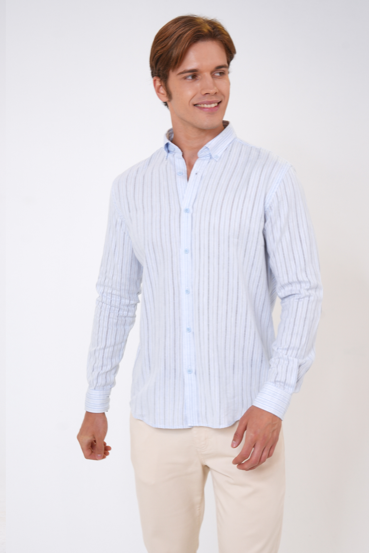 DÜĞMELİ YAKA DOKUMA GÖMLEK