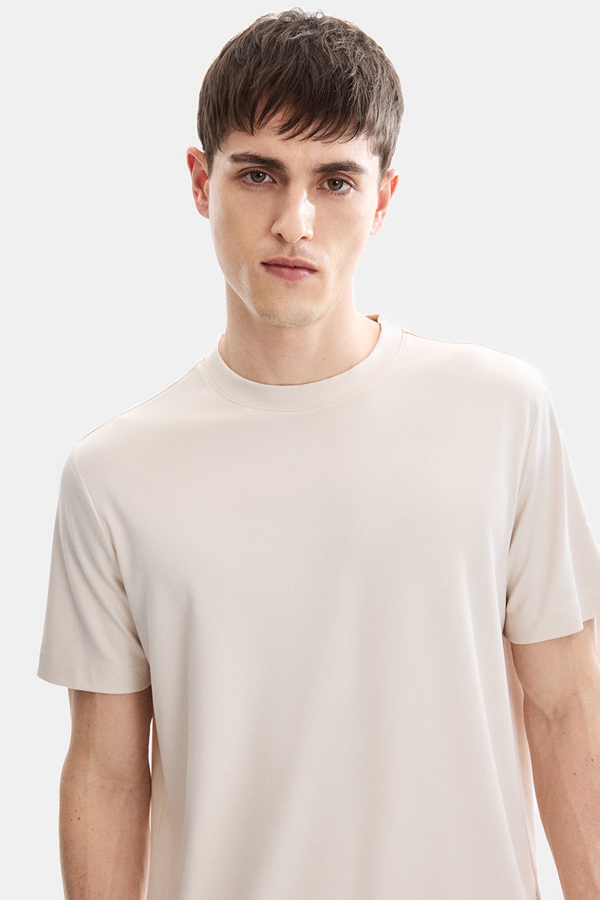 Ekru Regular Fit Örme Bisiklet Yaka Tişört