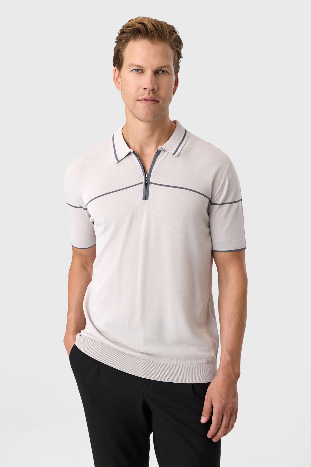 Gri Regular Fit Fermuarlı Polo Yaka Triko Tişört