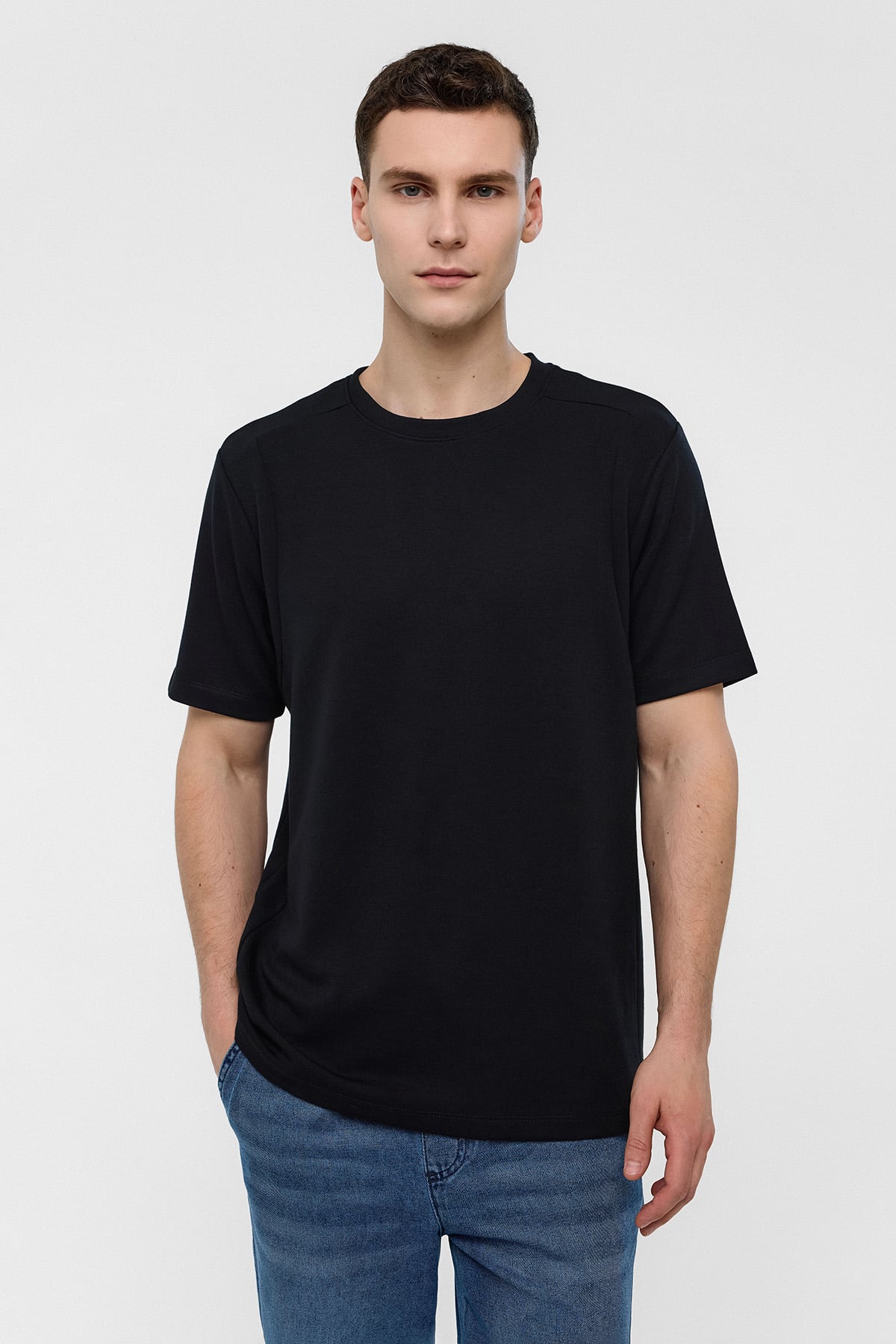 REGULAR FIT BİSİKLET YAKA TSHIRT