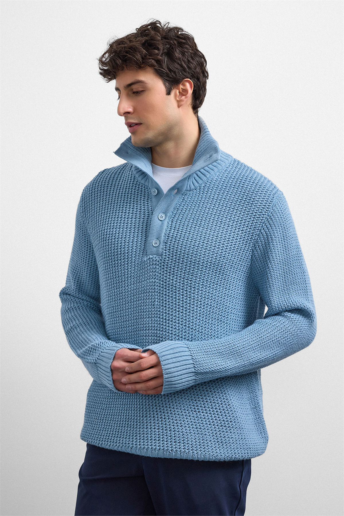 REGULAR FIT DÜĞMELİ POLO YAKA KAZAK